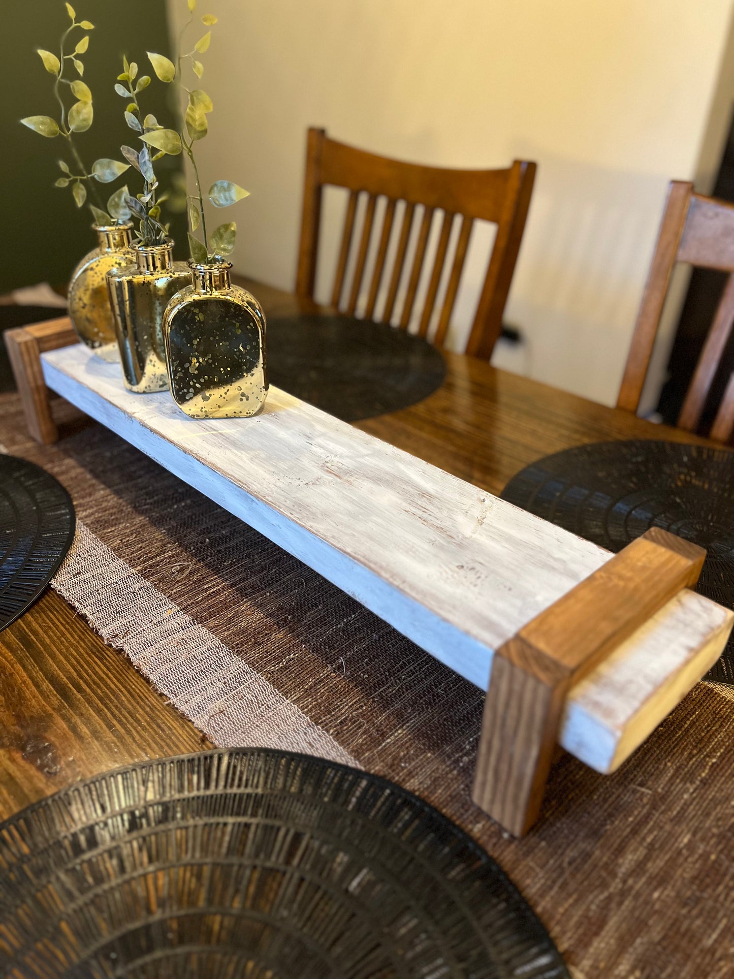 Centerpiece wood decor with legs
