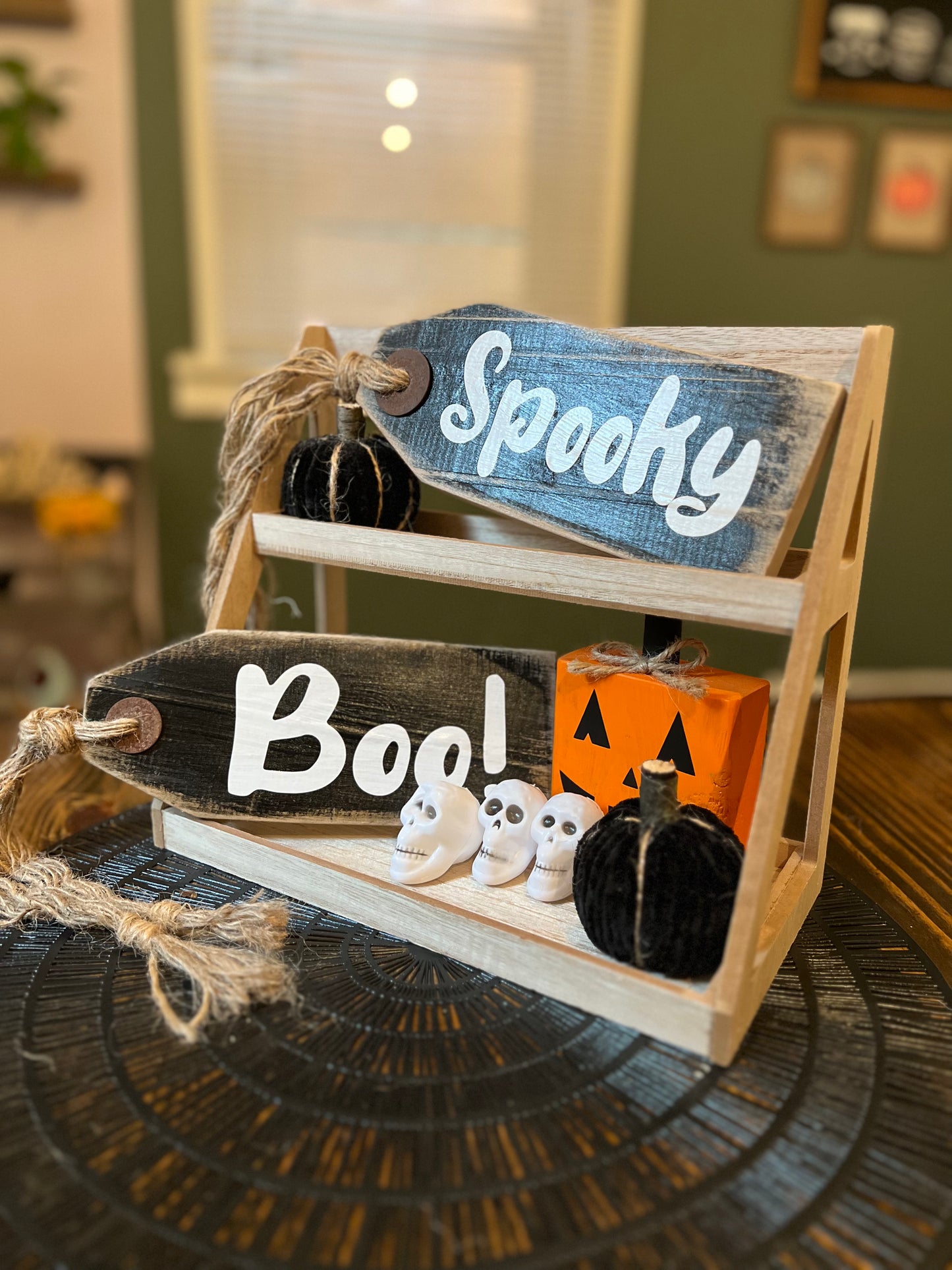 Rustic Halloween Tag